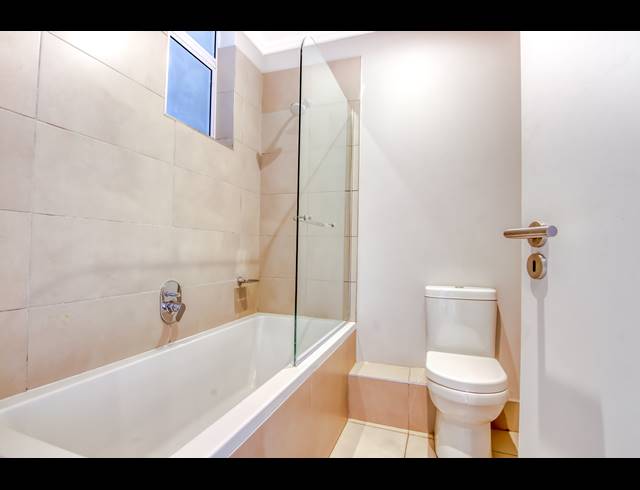 2 BEDROOM APARTMENT RENTED IN MORNINGSIDE